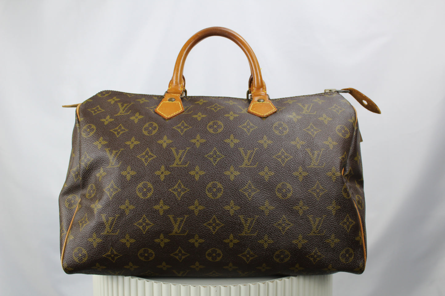 Louis Vuitton Speedy 35