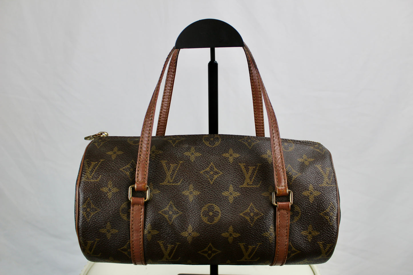 Louis Vuitton Papillon 26