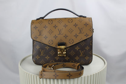 Louis Vuitton Pochette Metis MM Monogram Reverse