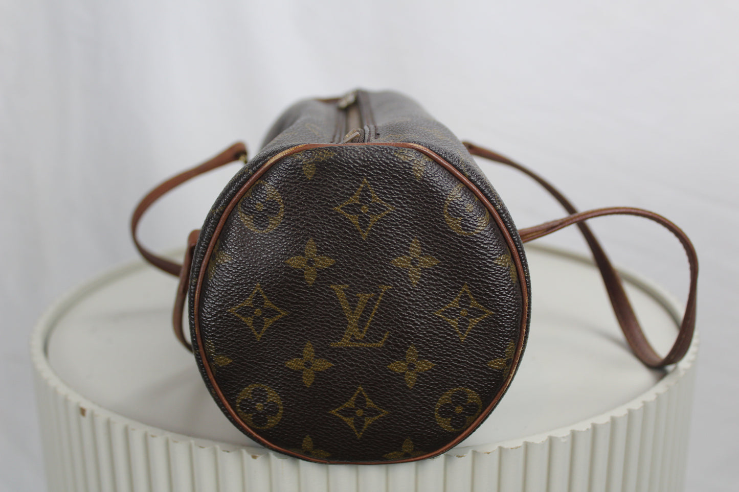 Louis Vuitton Papillon 26