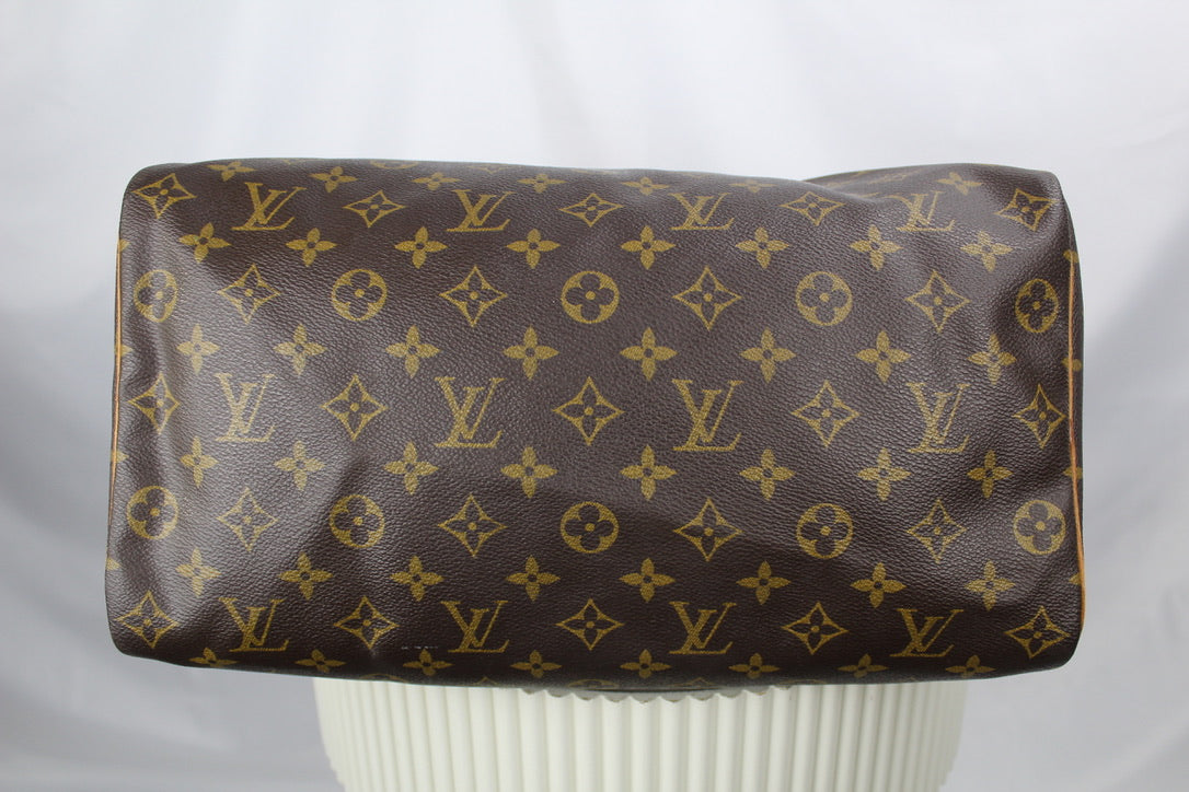 Louis Vuitton Speedy 35