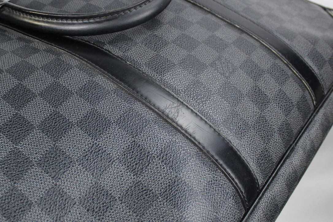 Louis Vuitton Porte Documents Voyage