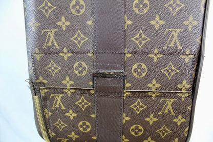 Louis Vuitton Pegase 65