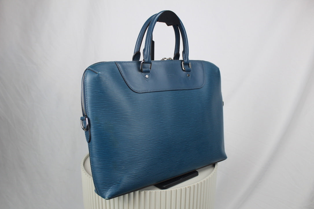 Louis Vuitton Porte Documents Azure Blue