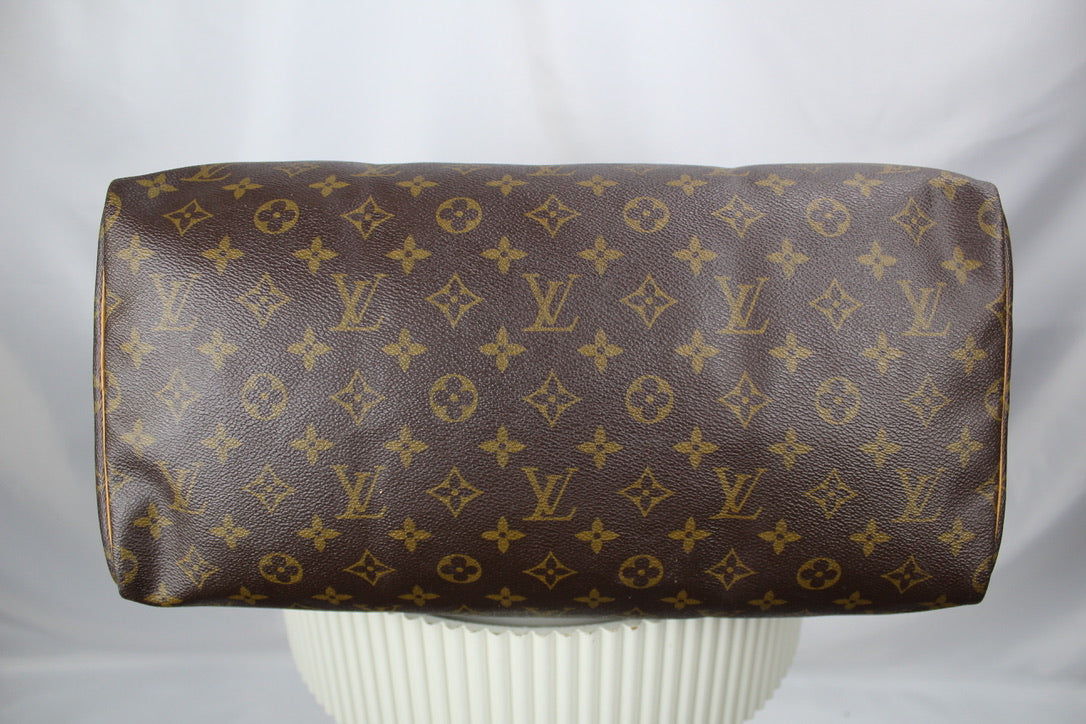 Louis Vuitton Speedy 40