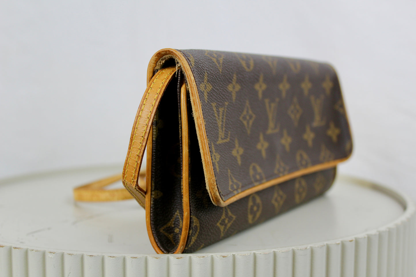 Louis Vuitton Pochette Twin GM