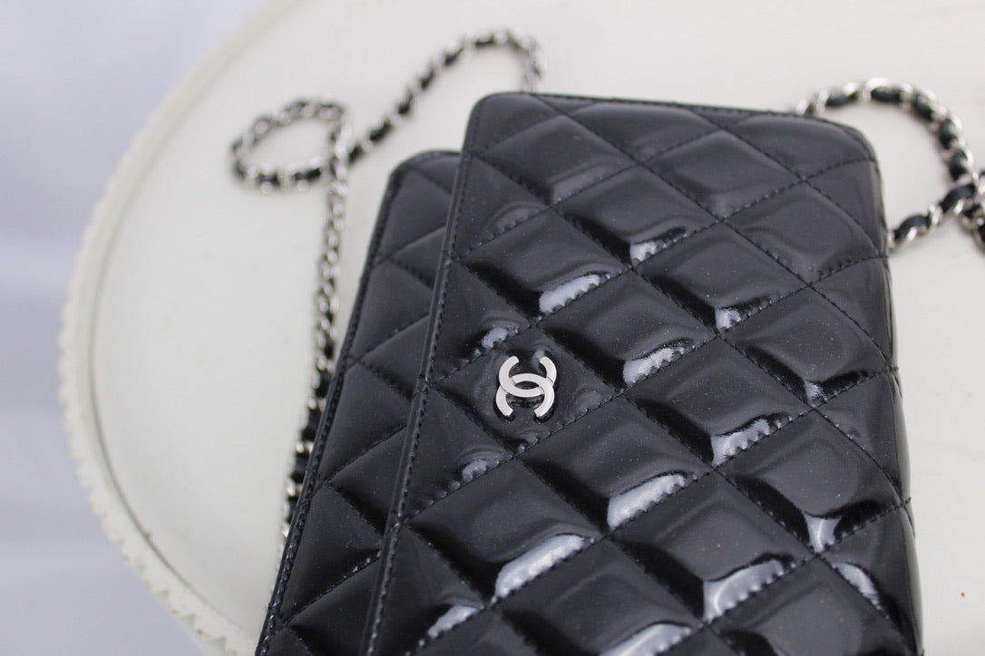 Chanel Wallet on Chain