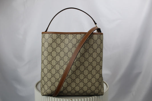Gucci GG Emblem medium bucket bag