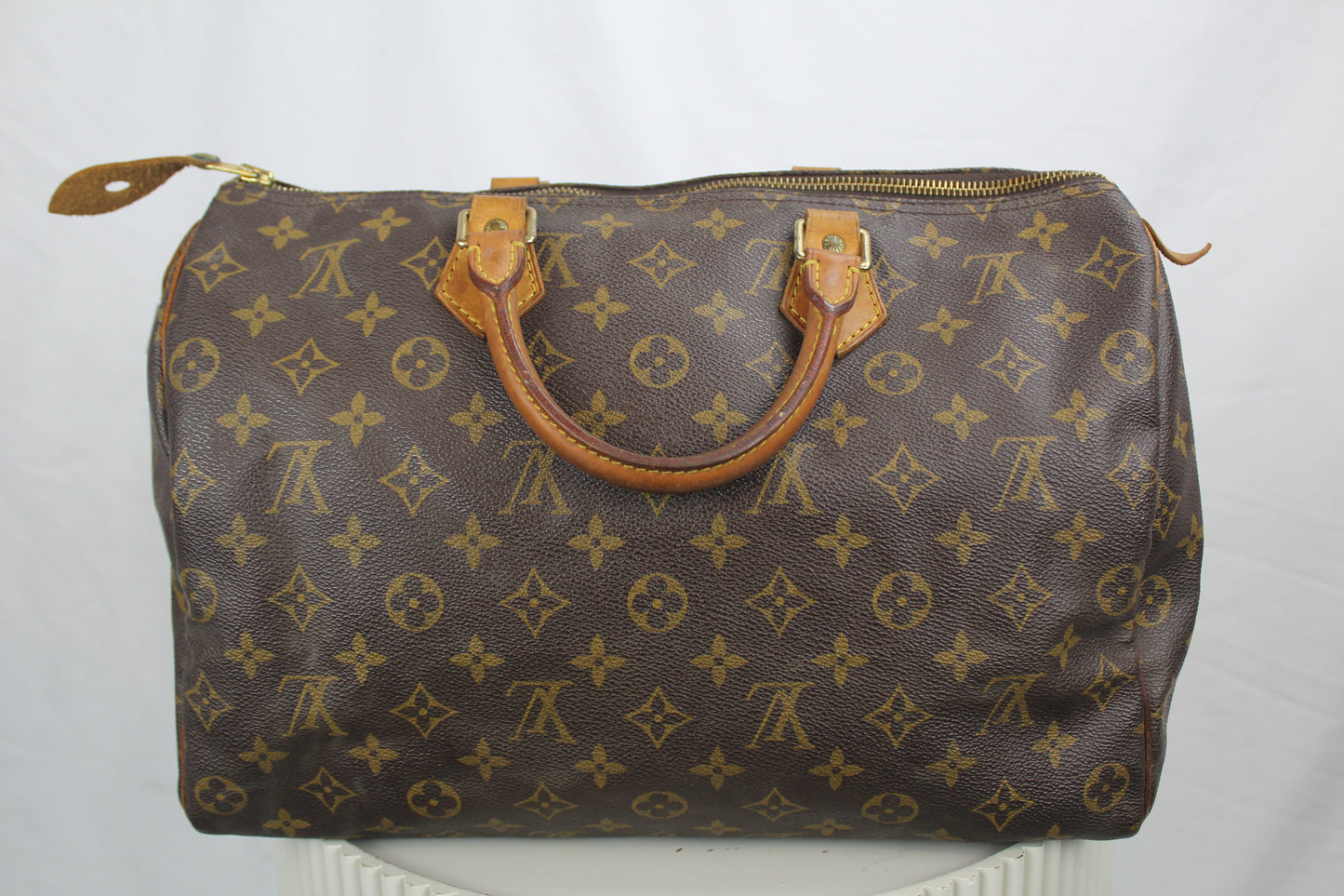 Louis Vuitton Speedy 35