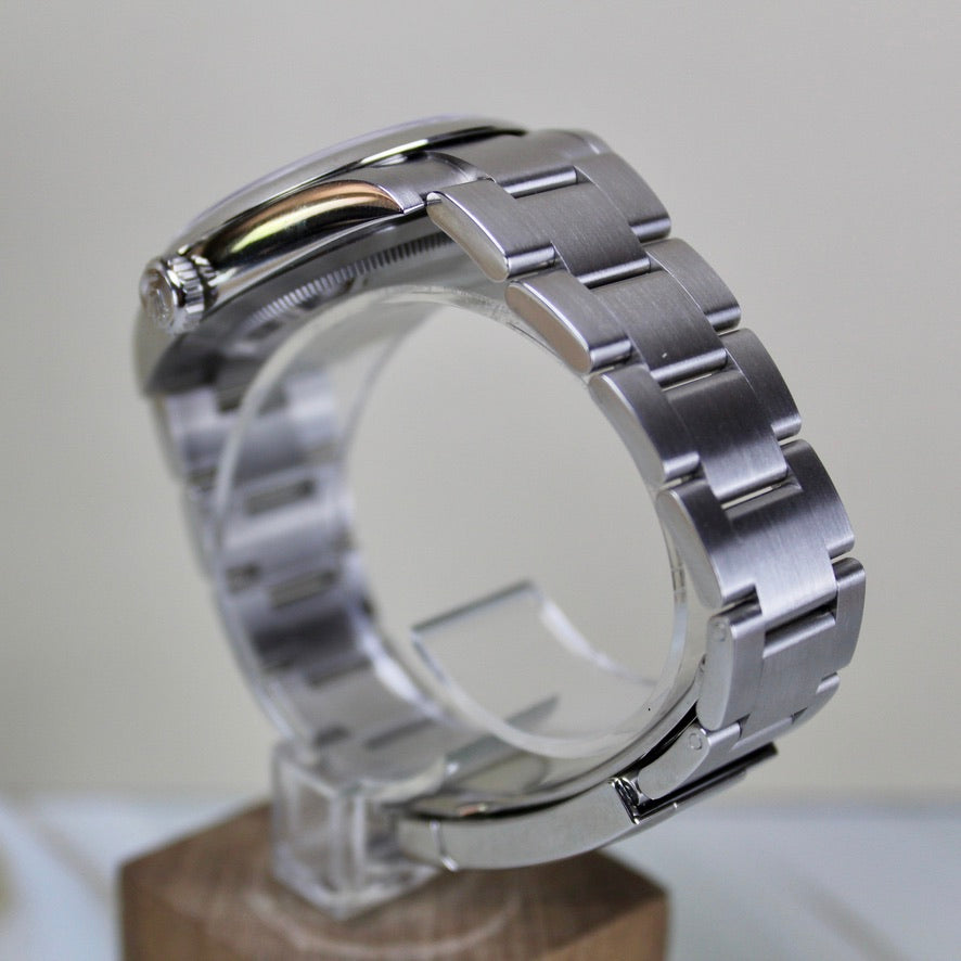 Rolex Oyster Perpetual - 134300