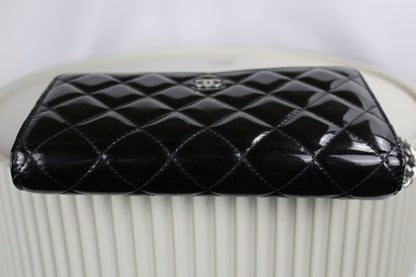 Chanel Wallet on Chain