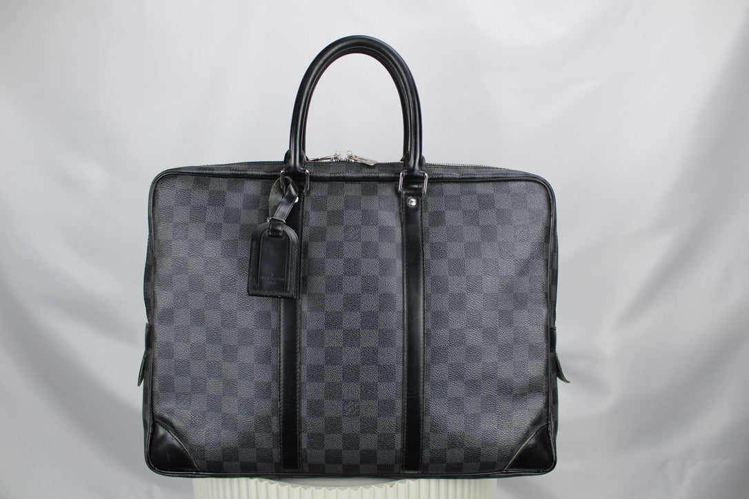 Louis Vuitton Porte Documents Voyage