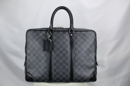 Louis Vuitton Porte Documents Voyage
