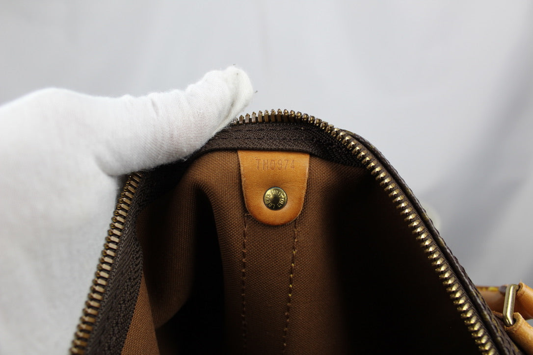 Louis Vuitton Keepall 55 Bandouliere
