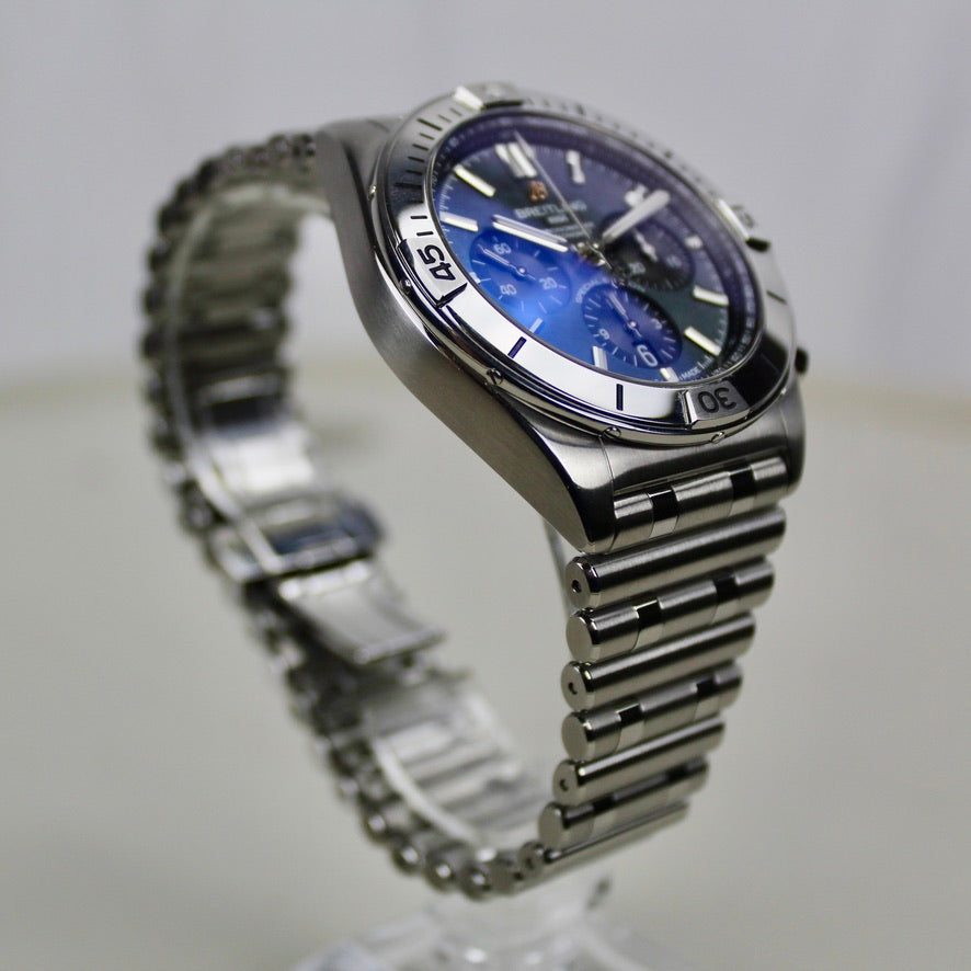 Breitling Chronomat B01 - AB0134 Special edition