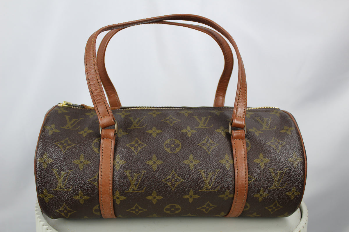 Louis Vuitton Papillon 30 with pouch