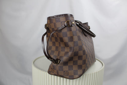 Louis Vuitton Neverfull PM