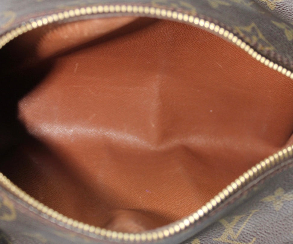 Louis Vuitton Papillon 26