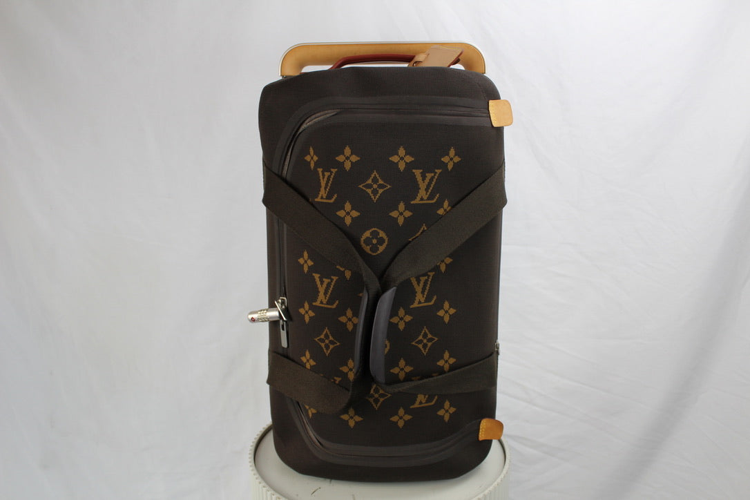 Louis Vuitton Horizon Soft Maroon