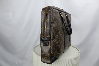 Louis Vuitton Porte Documents Voyage Macassar