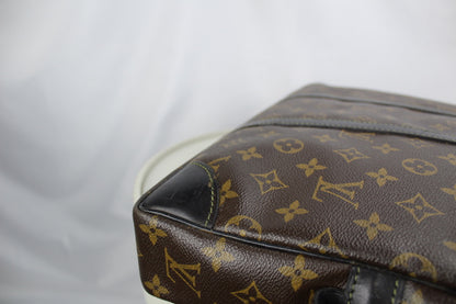 Louis Vuitton Porte Documents Voyage Macassar