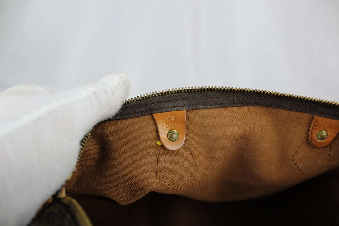 Louis Vuitton Speedy 35