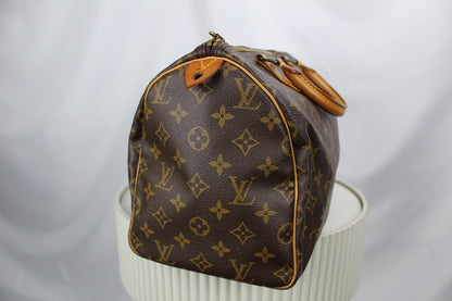 Louis Vuitton Speedy 30