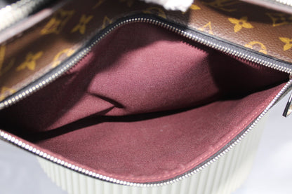 Louis Vuitton Macassar Portfolio