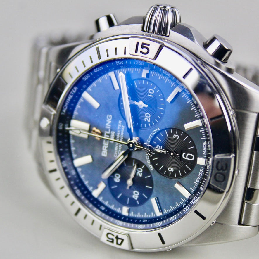 Breitling Chronomat B01 - AB0134 Special edition