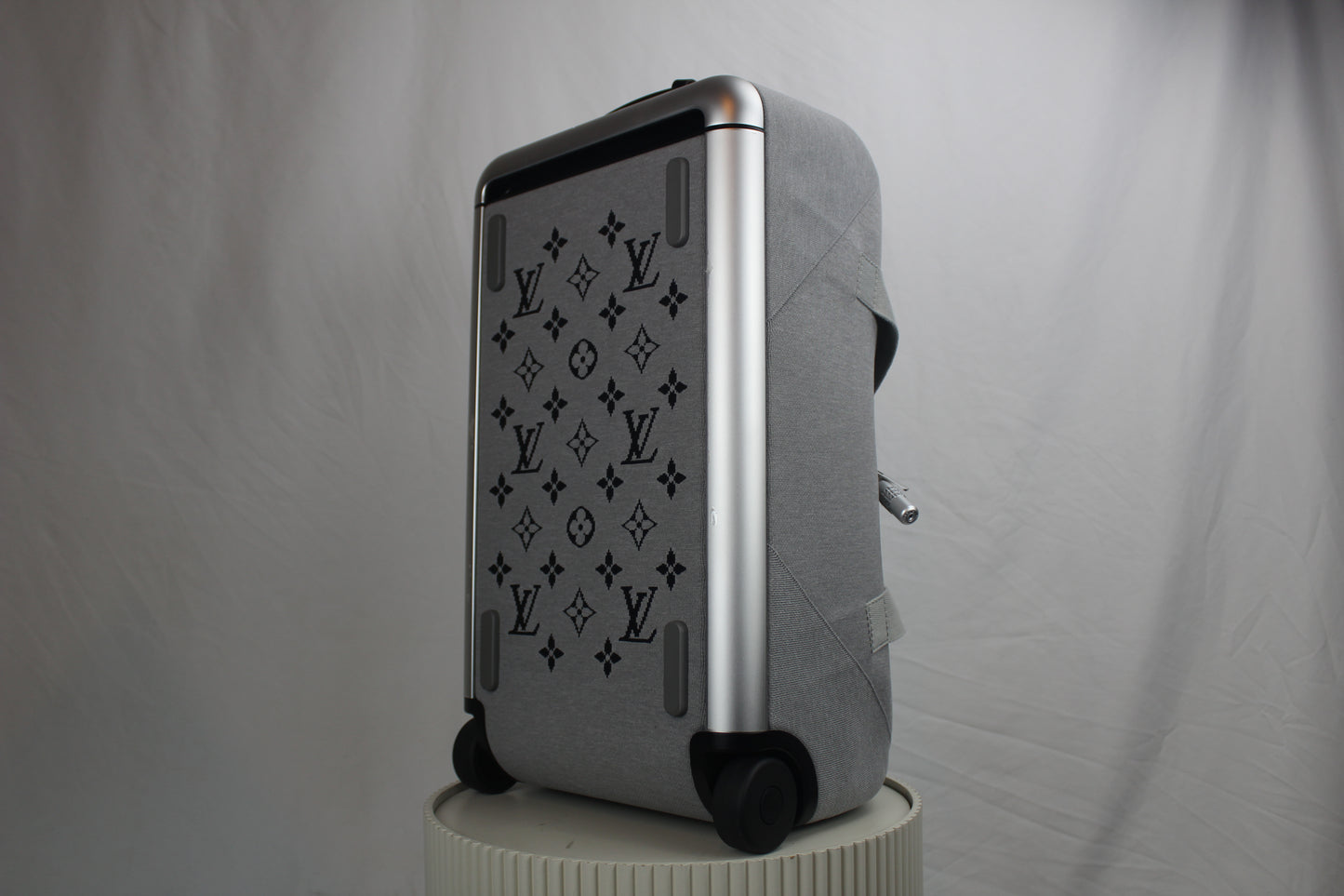 Louis Vuitton Horizon Soft Limited Edition