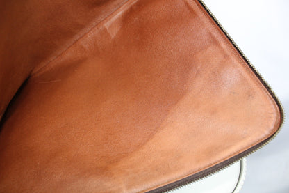 Louis Vuitton Pochette Documents