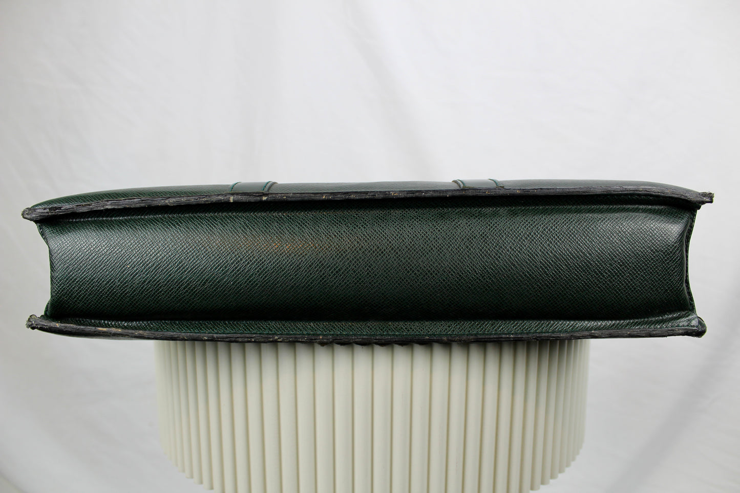 Louis Vuitton Porte Documents Epi Rosan