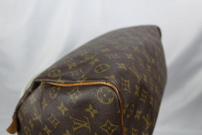 Louis Vuitton Speedy 35