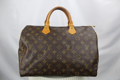 Louis Vuitton Speedy 35