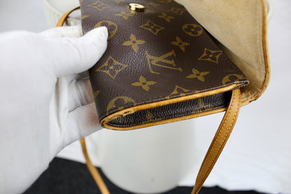 Louis Vuitton Pochette Twin GM