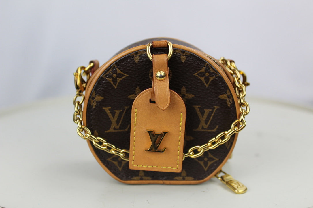 Louis Vuitton Boite Chapeau Necklace Shoulder Pouch