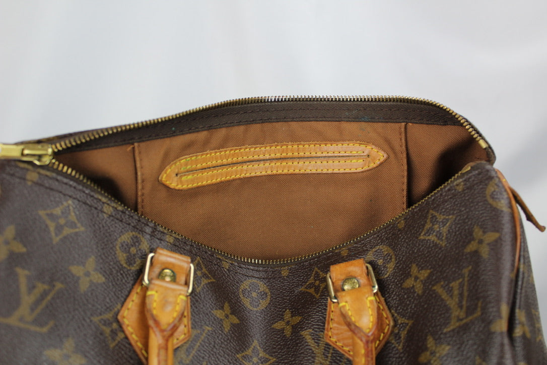 Louis Vuitton Speedy 30