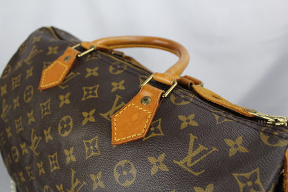 Louis Vuitton Speedy 35