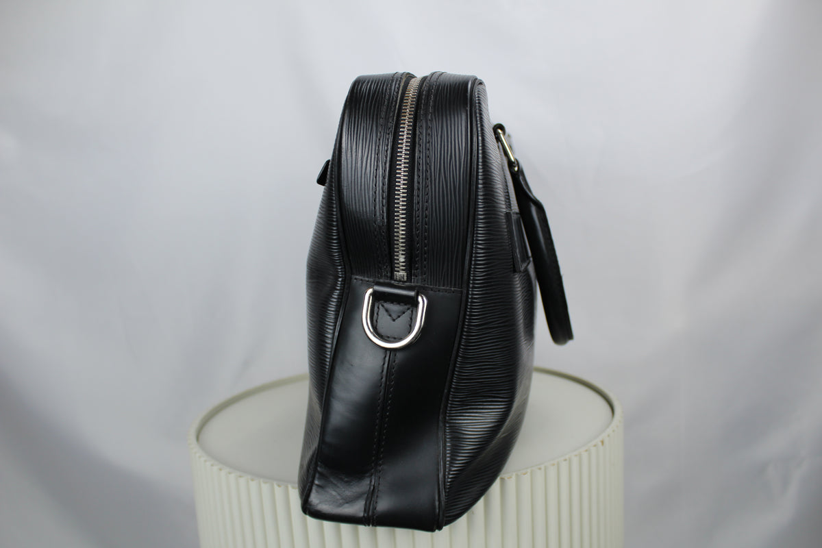 Louis Vuitton Porte Documents Epi