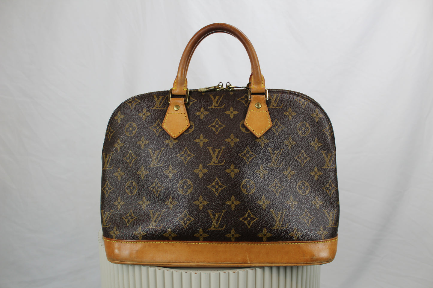Louis Vuitton Alma