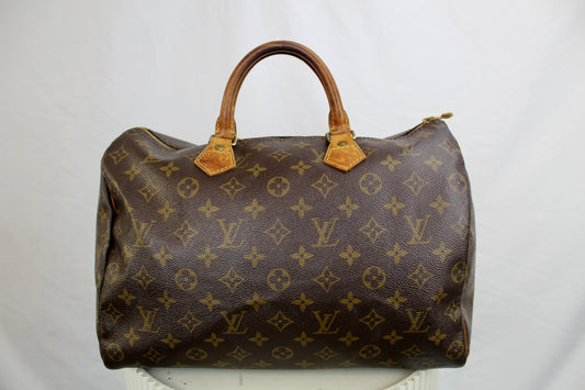 Louis Vuitton Speedy 35