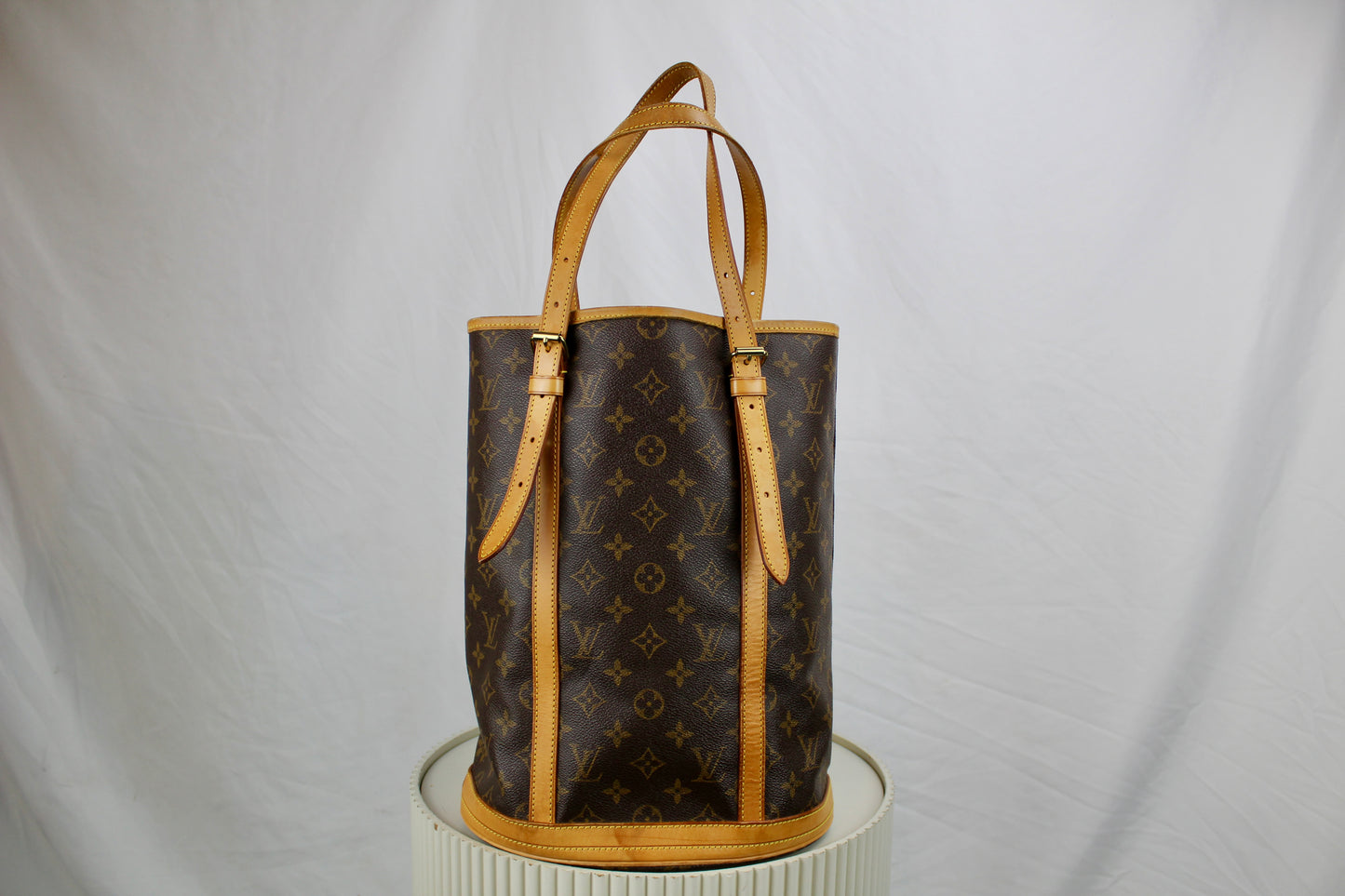 Louis Vuitton Bucket GM