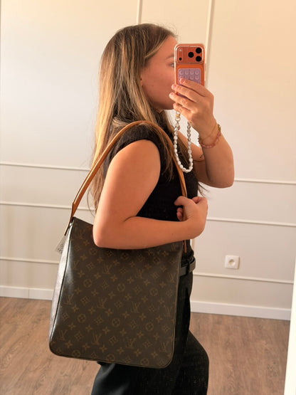 Louis Vuitton Looping GM