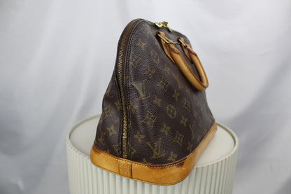 Louis Vuitton Alma PM