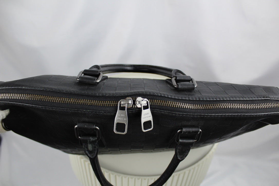Louis Vuitton Porte Documents Voyage Onyx