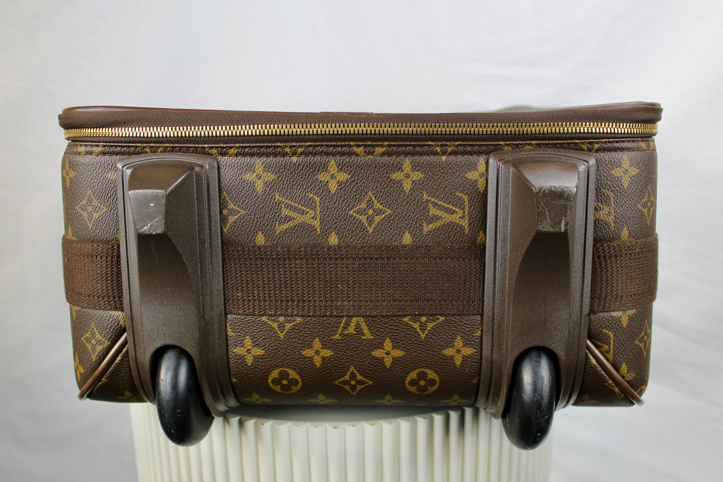 Louis Vuitton Pegase 55