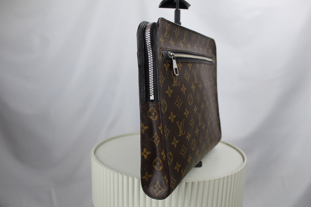 Louis Vuitton Macassar Portfolio