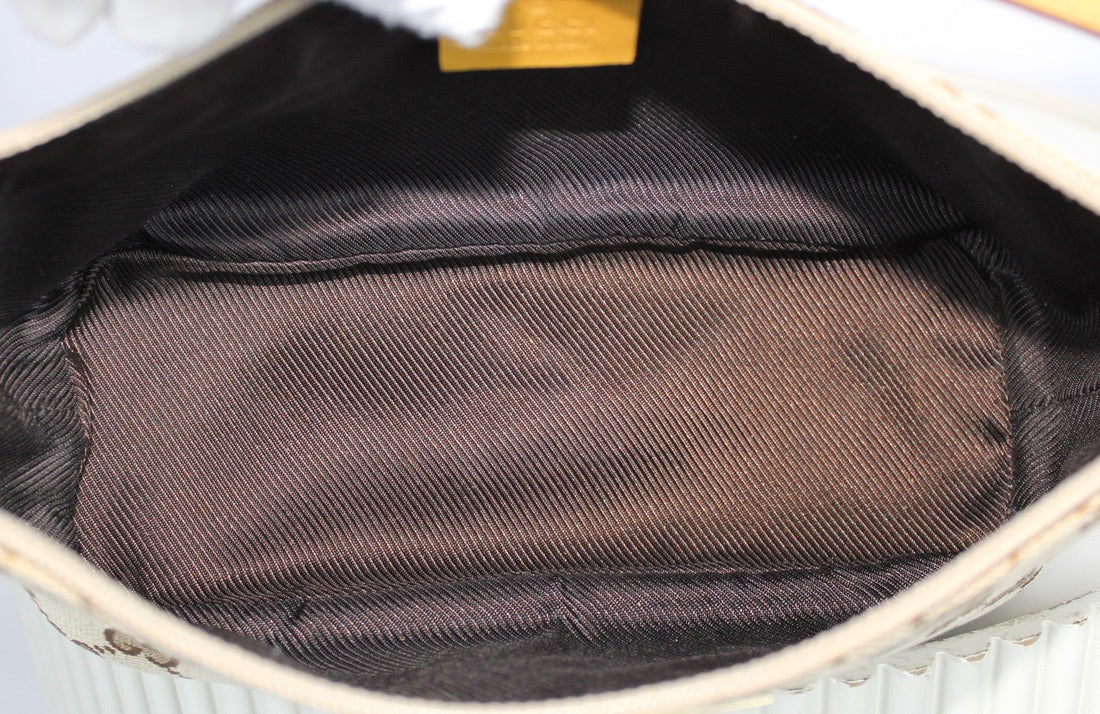 Gucci Boat Pochette