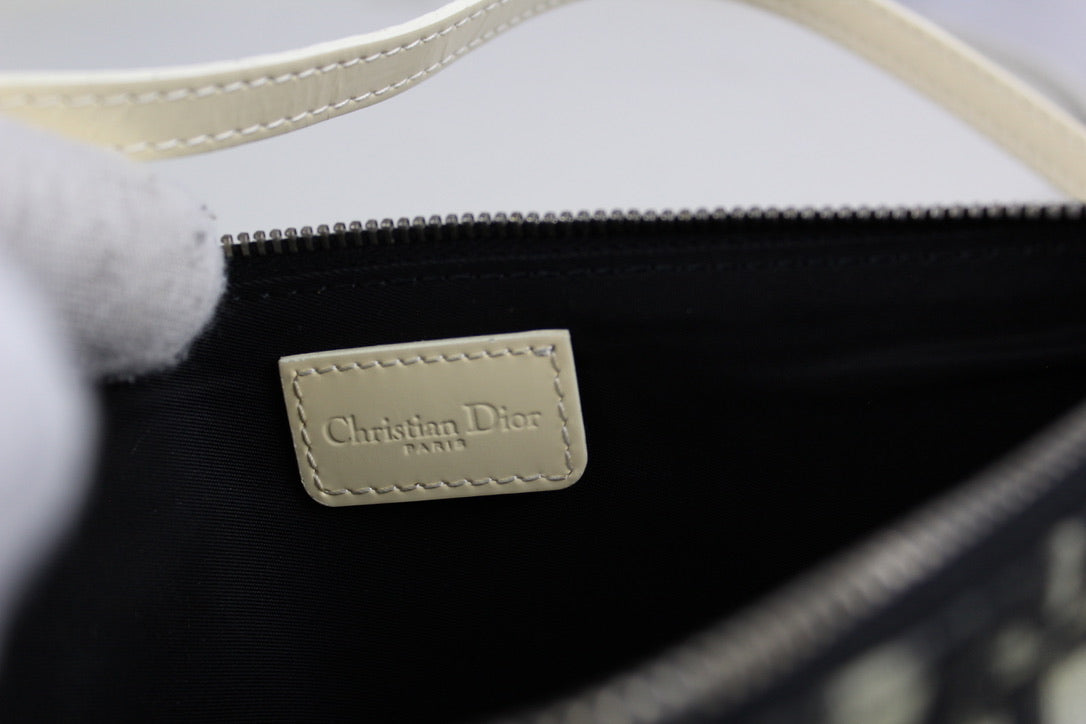 Christian Dior Saddle Pouch