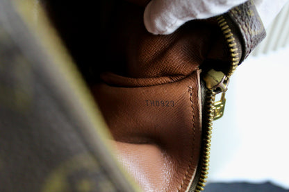 Louis Vuitton Papillon 26